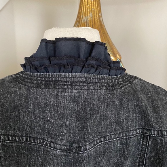 INC black ruffled crop stretchy Jean jacket M - Picture 5 of 7